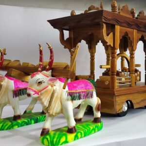 Wooden Chariot / Mauli Rath