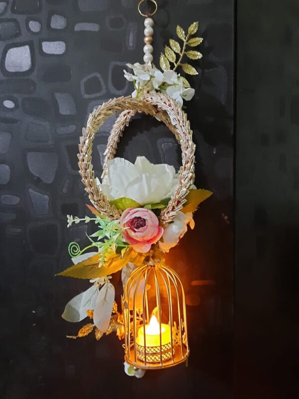 Flower wall hanging