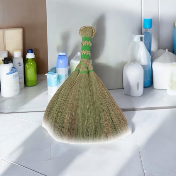 Broom/Kersuni - Image 3