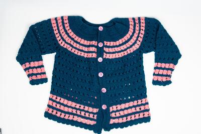 Handmade woolen sweater 1 piece each - Image 3